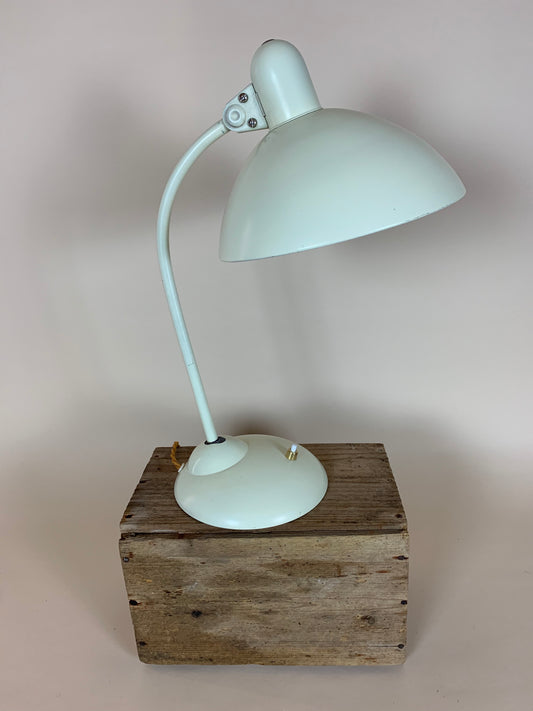 Vintage lampa - Vit