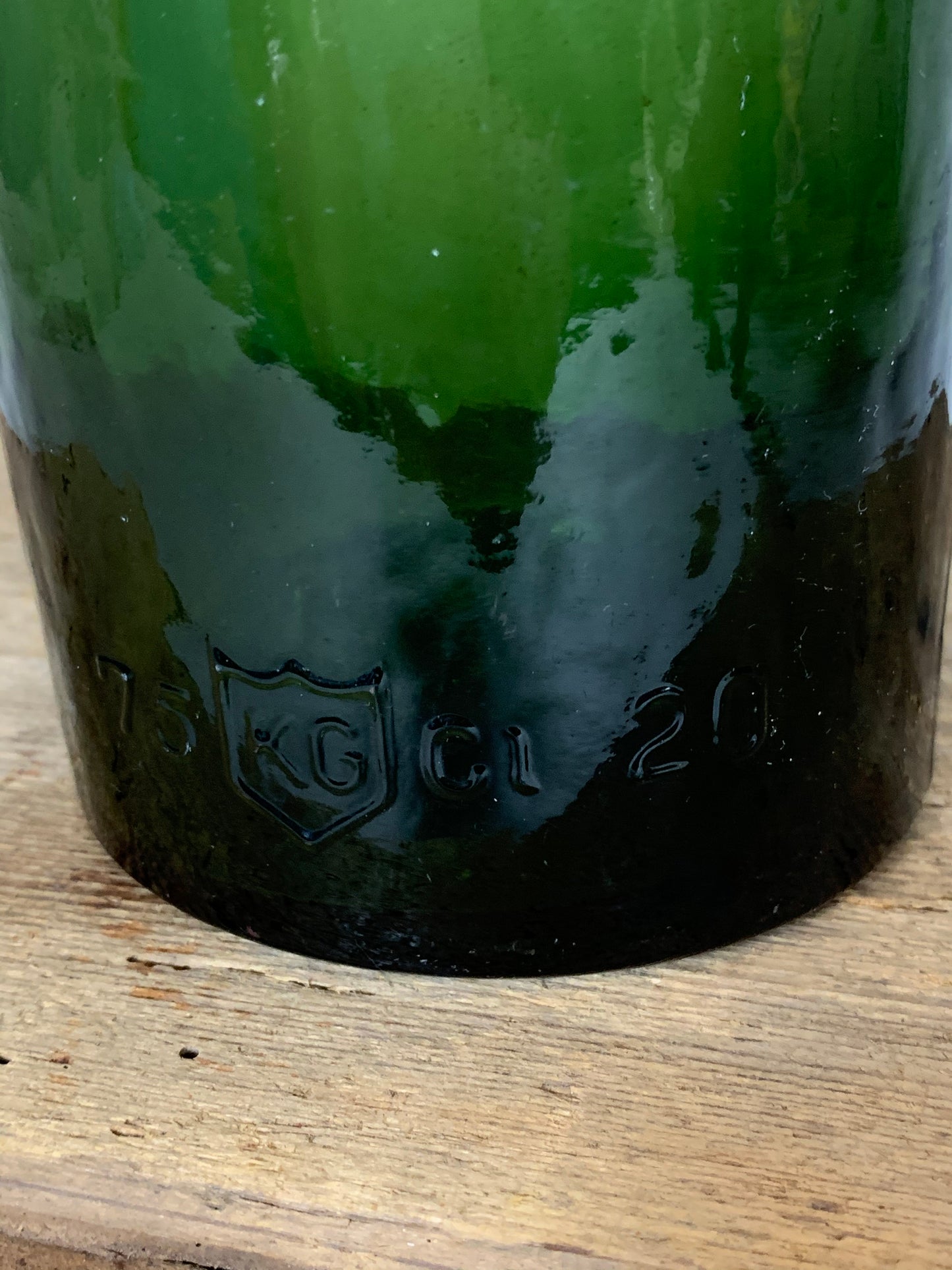 Dekorativ gammal flaska - Grön