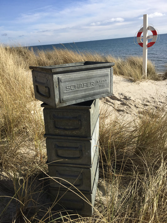 Läcker Schäfer metalllåda i den lilla storleken (priset är per styck)