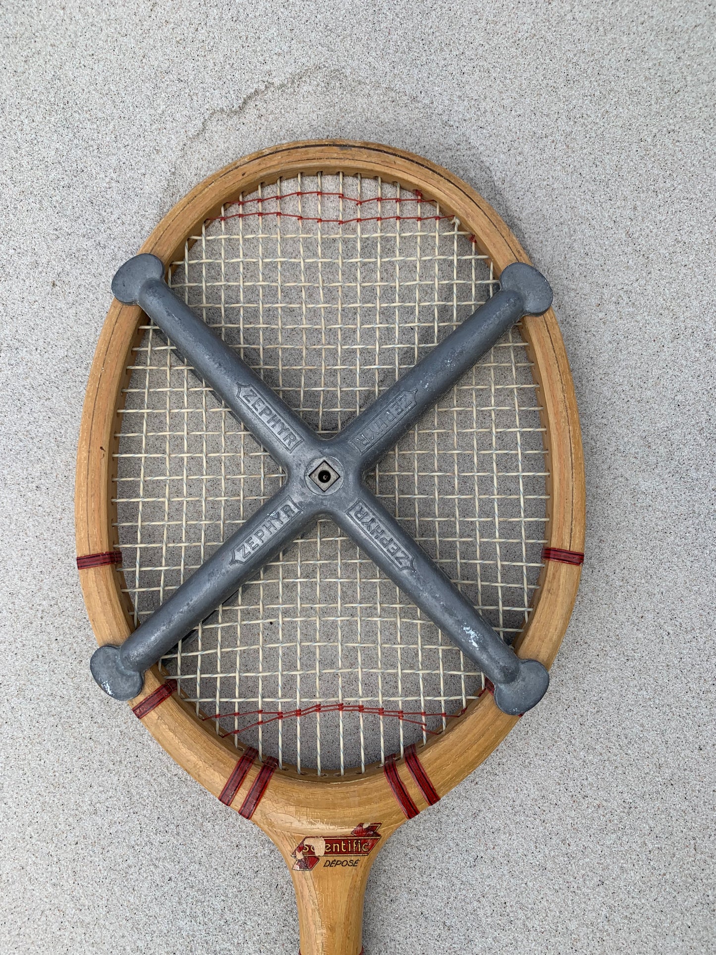 Dekorativ fransk racket