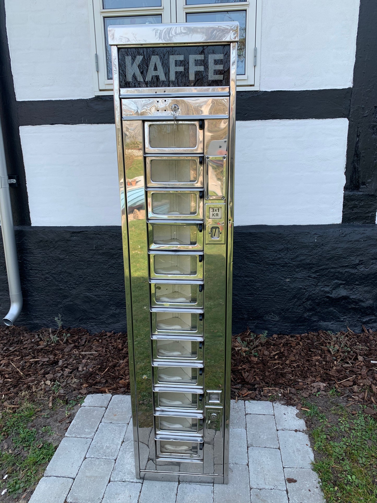 Fint och sällsynt exemplar av Wittenborg automat med ljus.