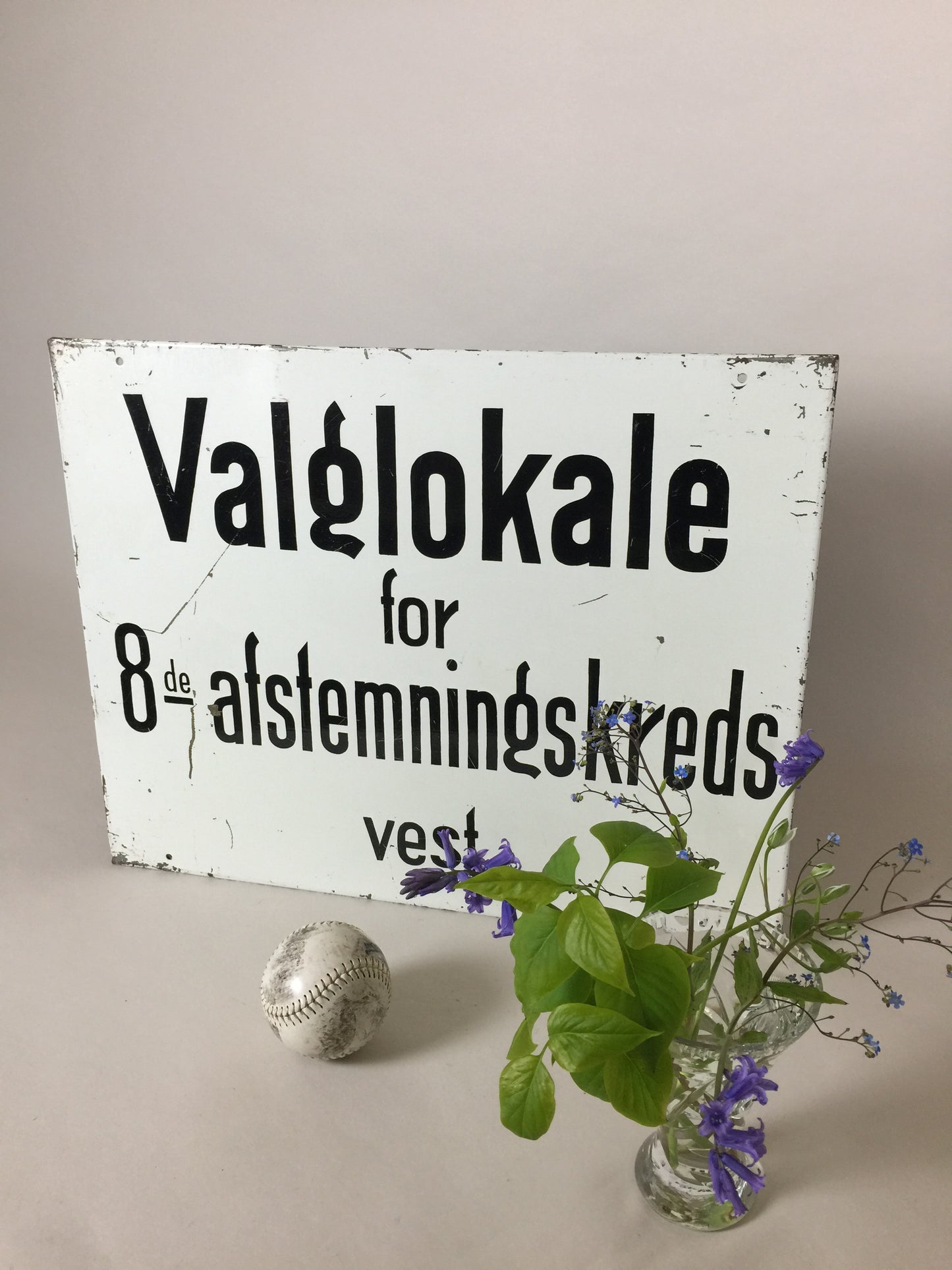 Valskylt 8 Väst