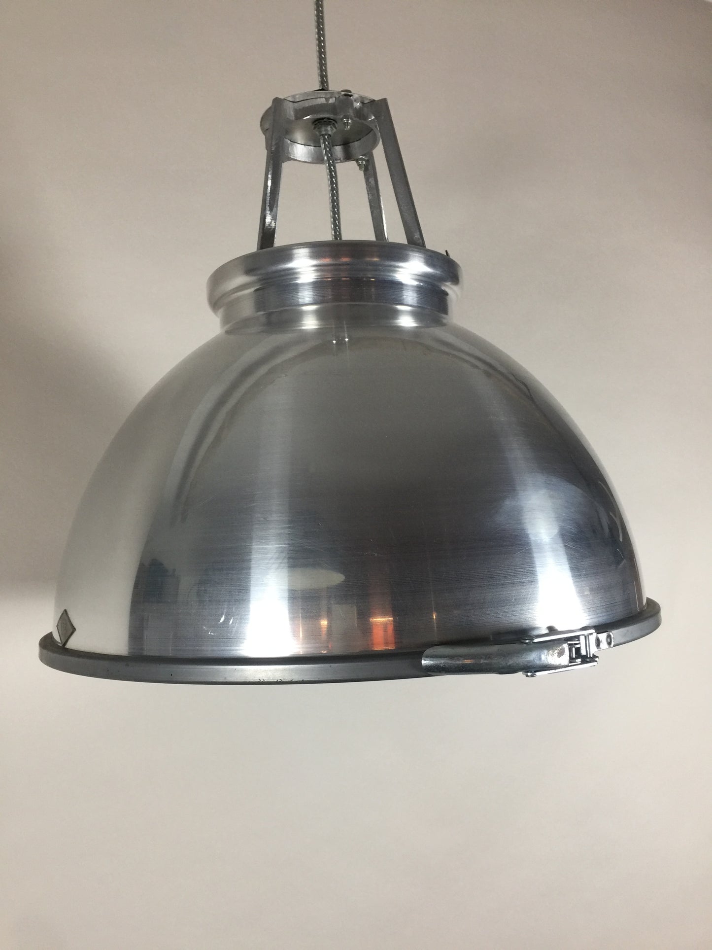 Original BTC lampa - Titan med trådglas