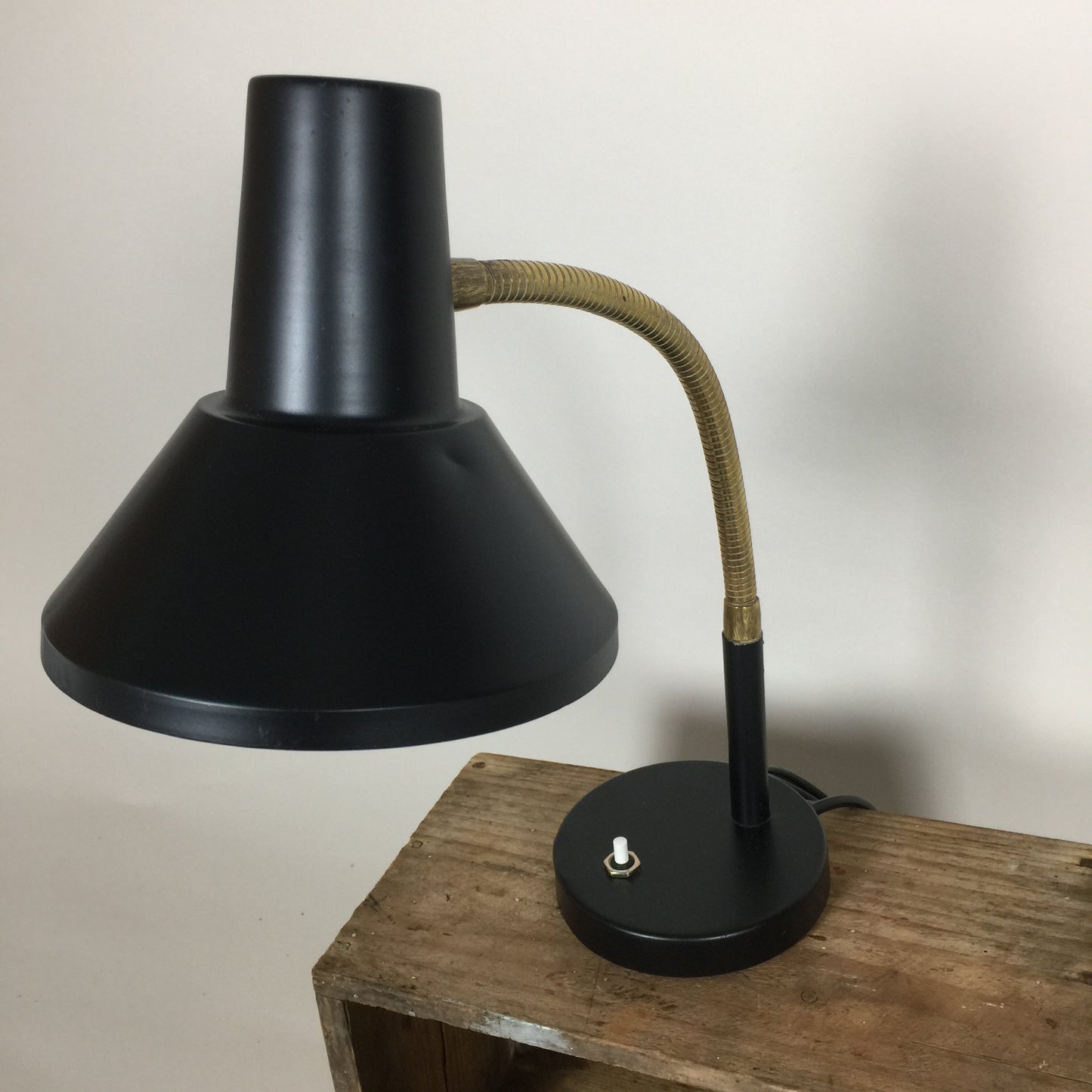 Fin tysk bordslampa med flexarm