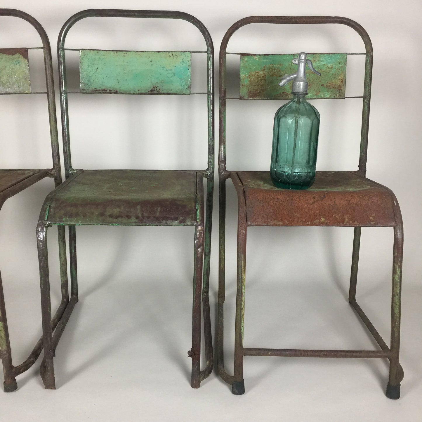 Dekorativa franska stolar (3 stycken säljs tillsammans)
