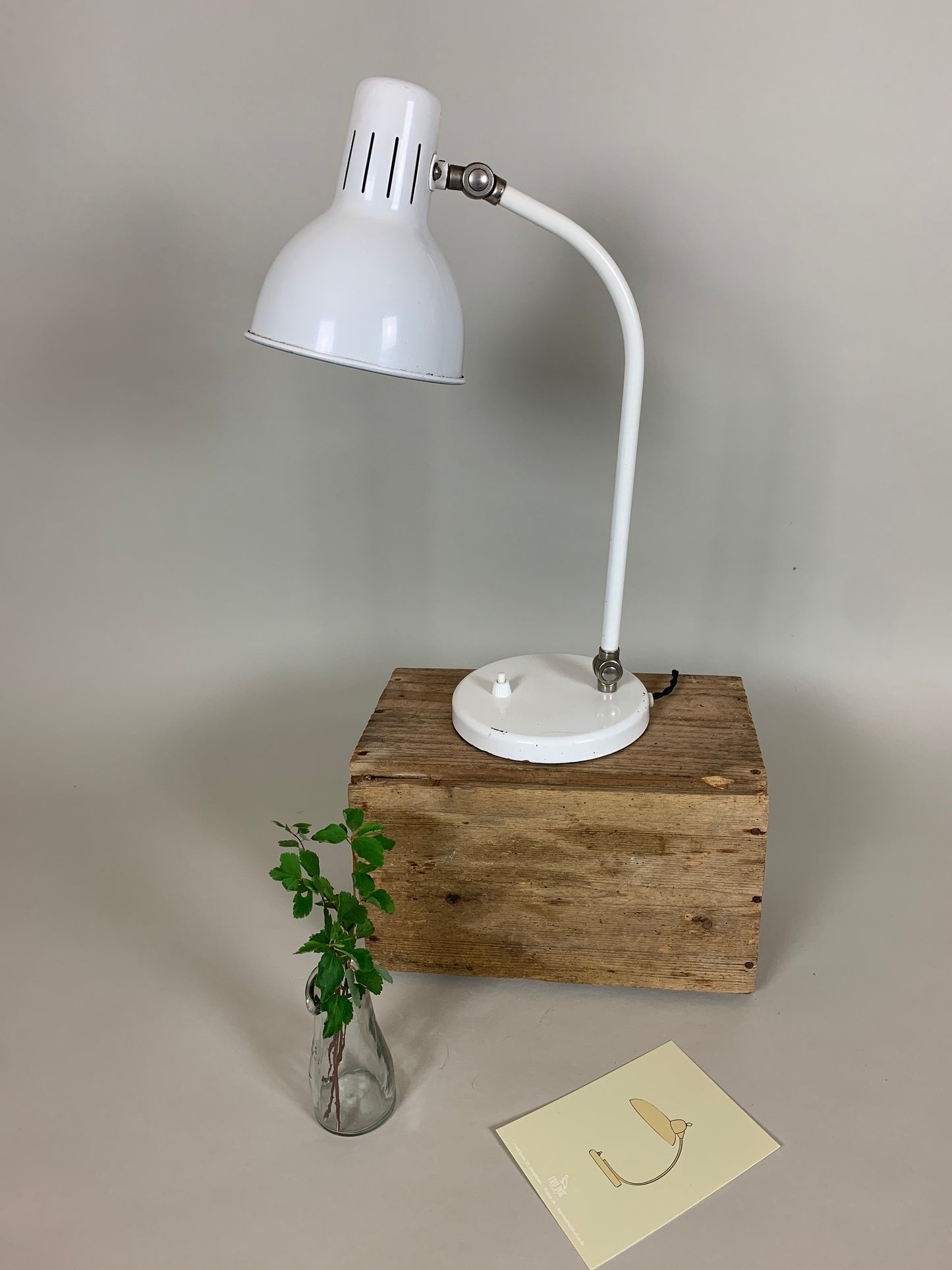 Vintage lampa - Vit