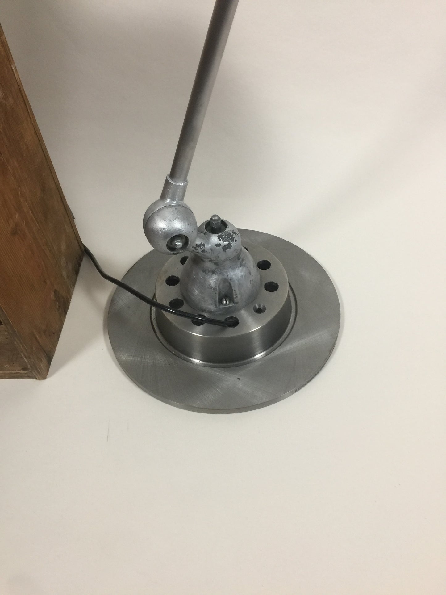 Jieldé golvlampa i unik version med 3 armar och av/på-knapp