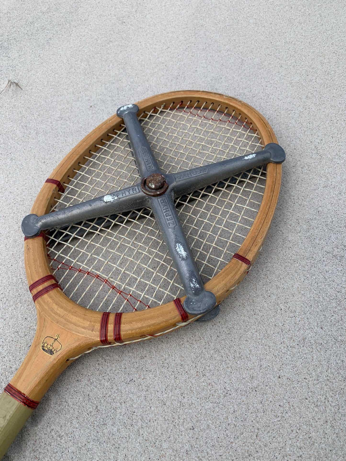 Dekorativ fransk racket