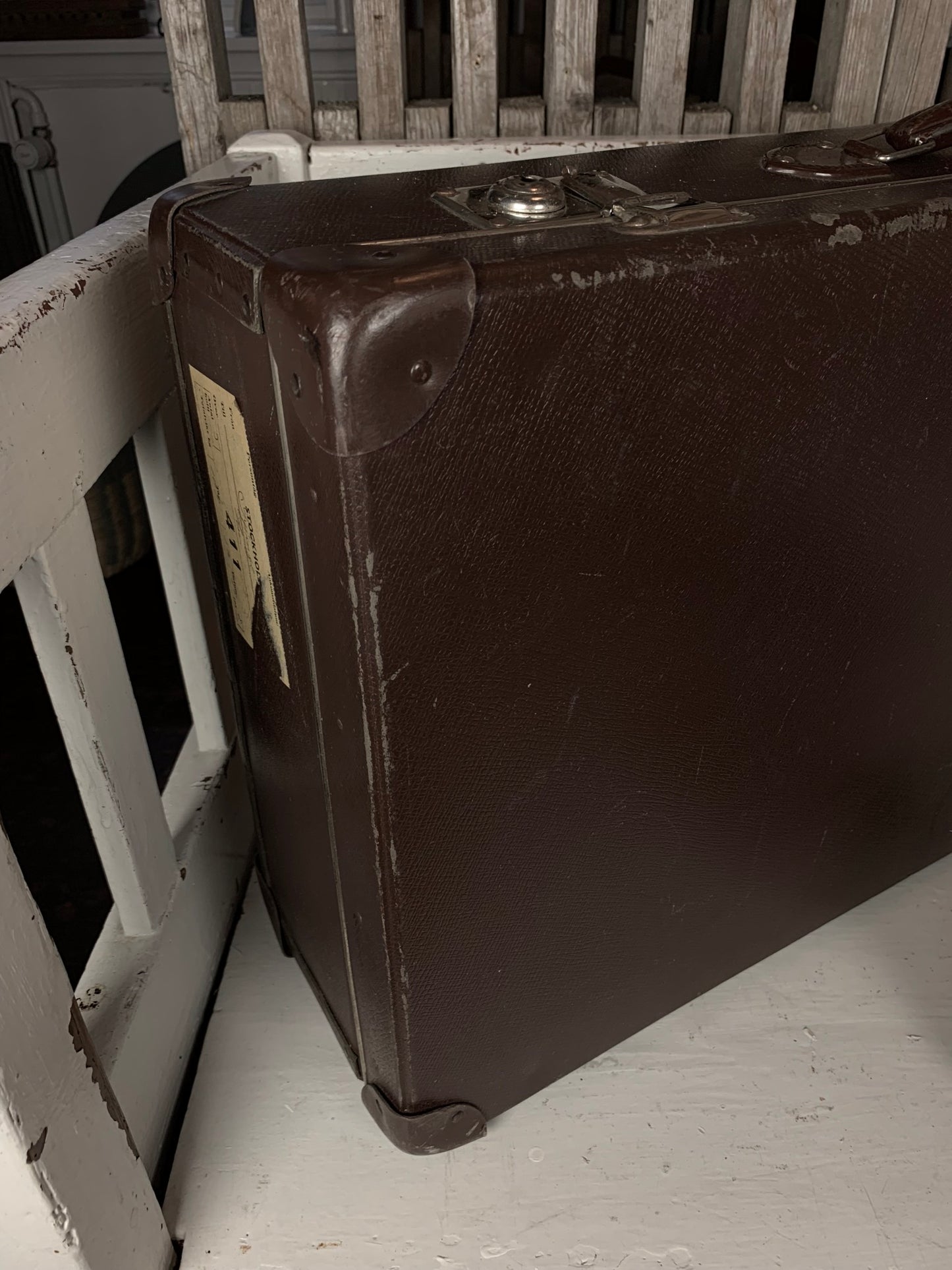 Gammal resväska från 1950-talet