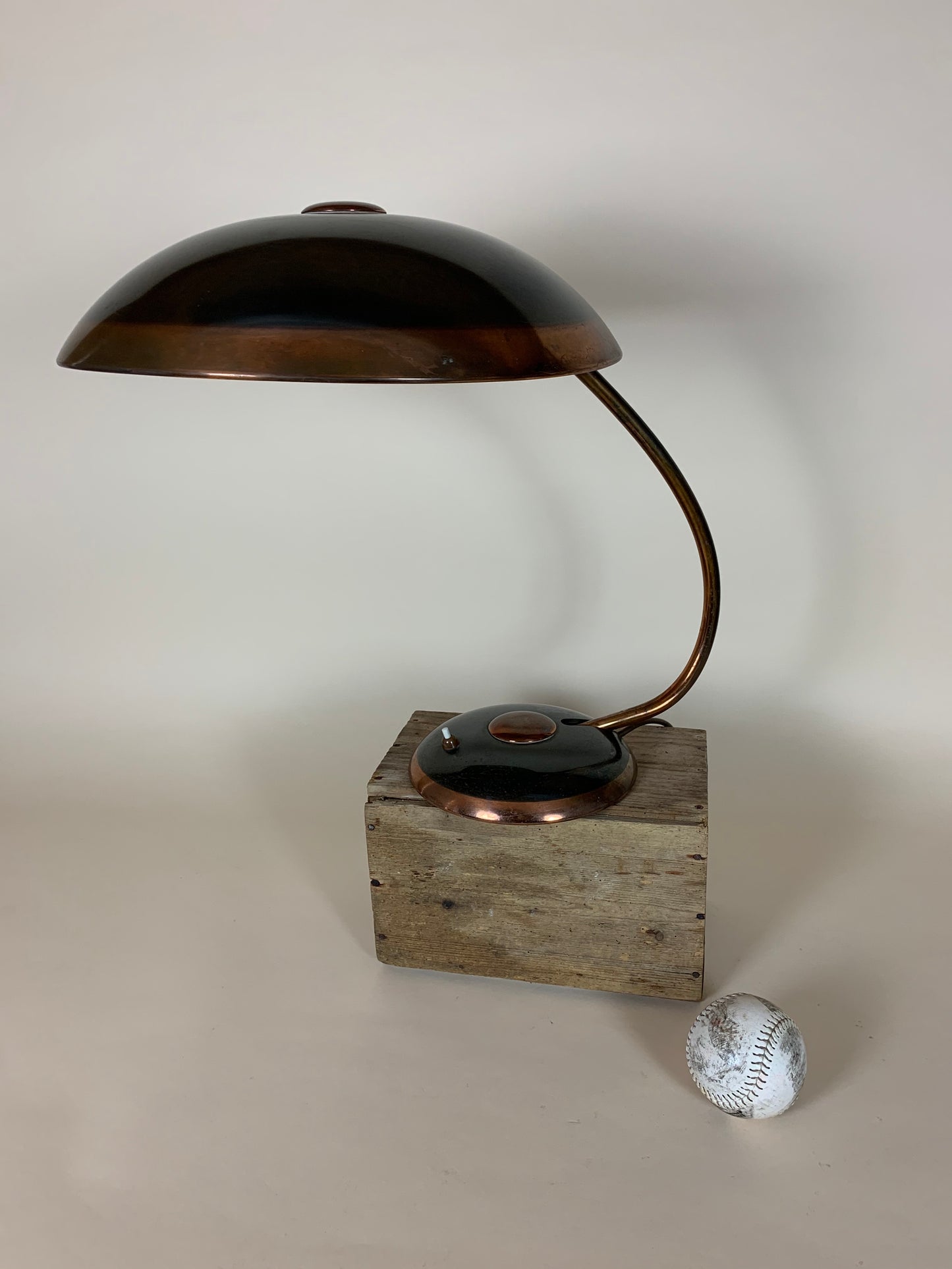 Raw Helo vintage lampa