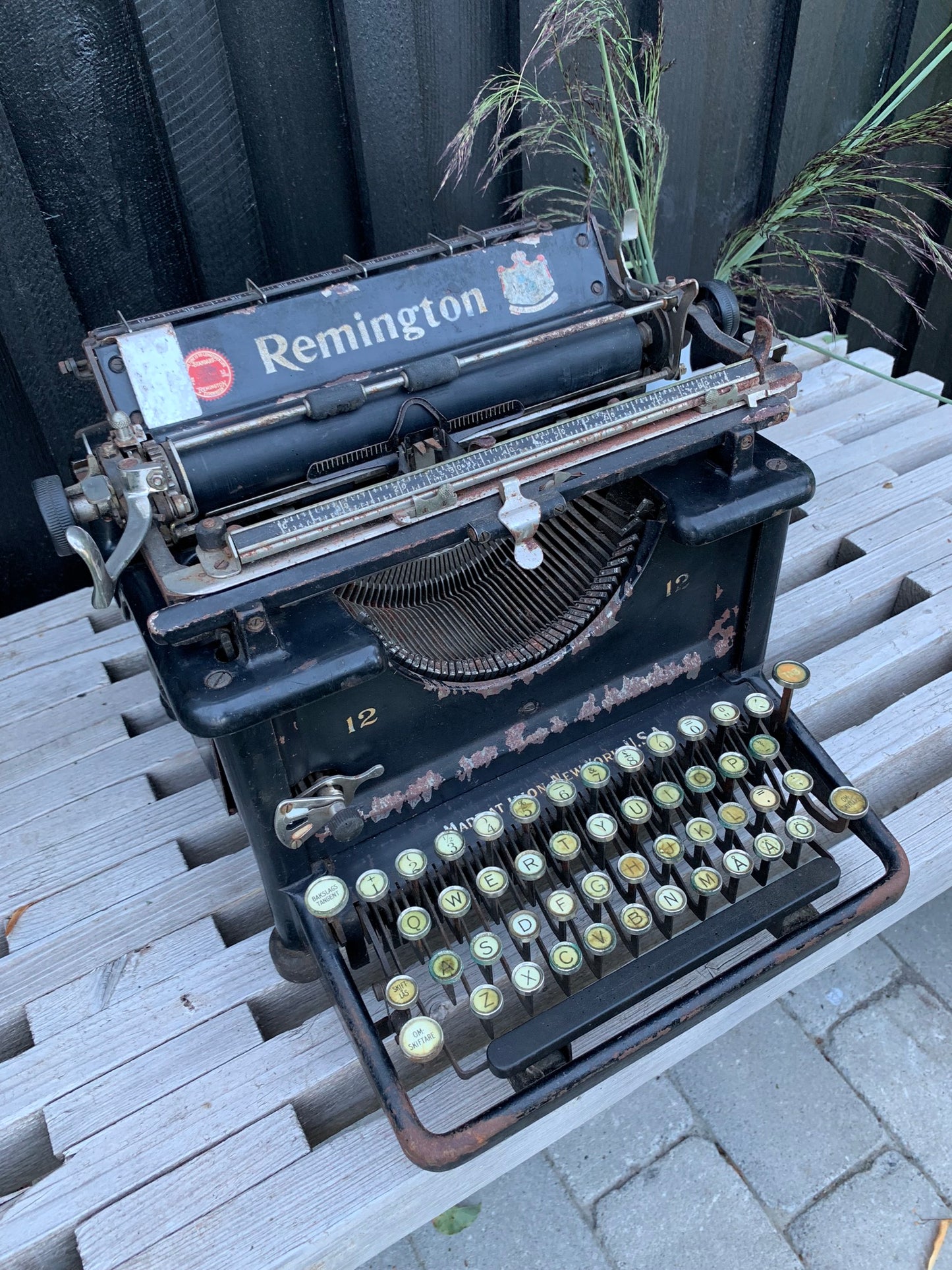Remington skrivmaskin med vacker patina