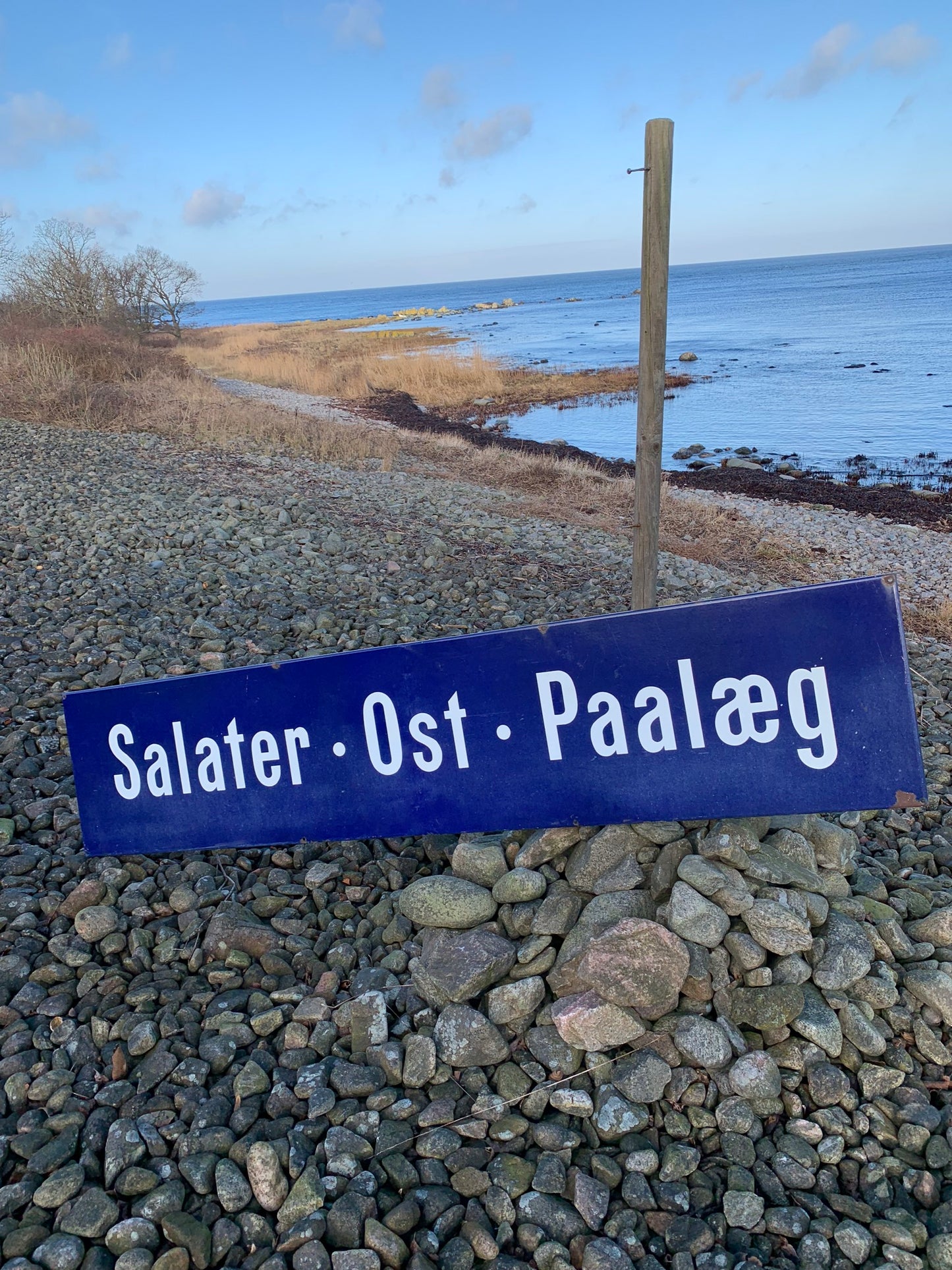 Sallader - Ost - Pålägg emaljskylt