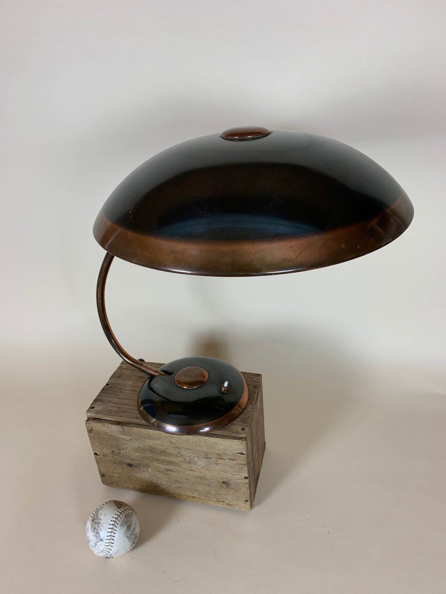 Raw Helo vintage lampa