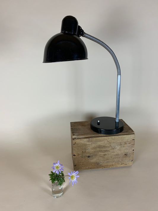 Kaiser Idell 6561 bordslampa