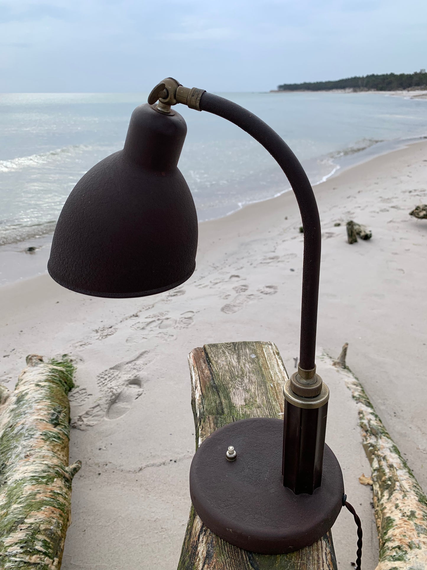 Molitor-lampa designad av Christian Dell