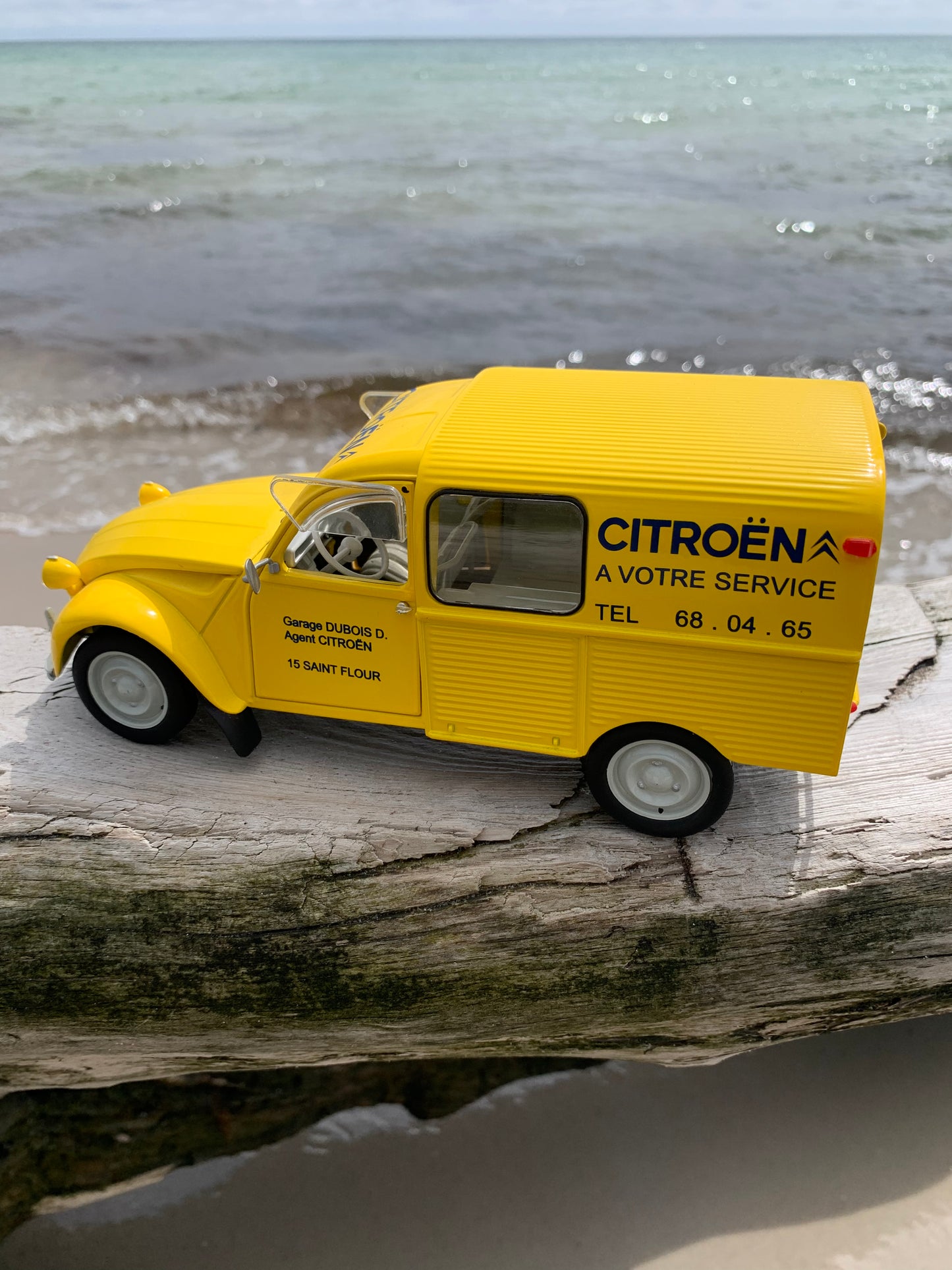 Citroën 2 CV AK 350