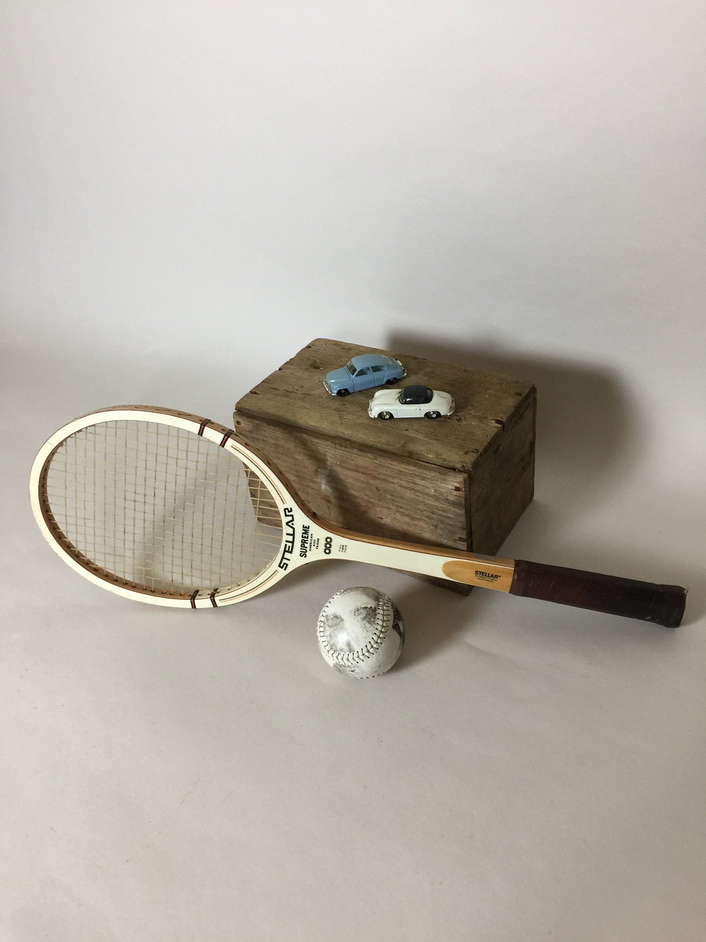 Vackert och gammalt tennisracket